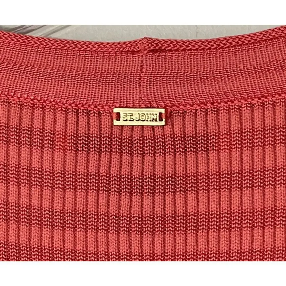 Red Sleeveless Ribbed Top - Picture 3 of 11